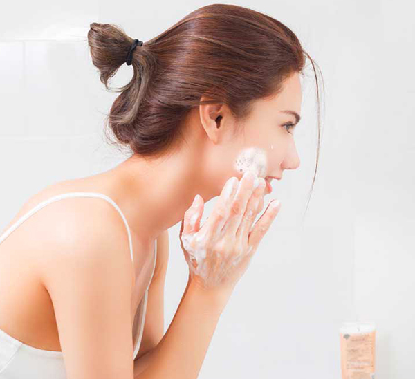 VISO DETERSIONE
