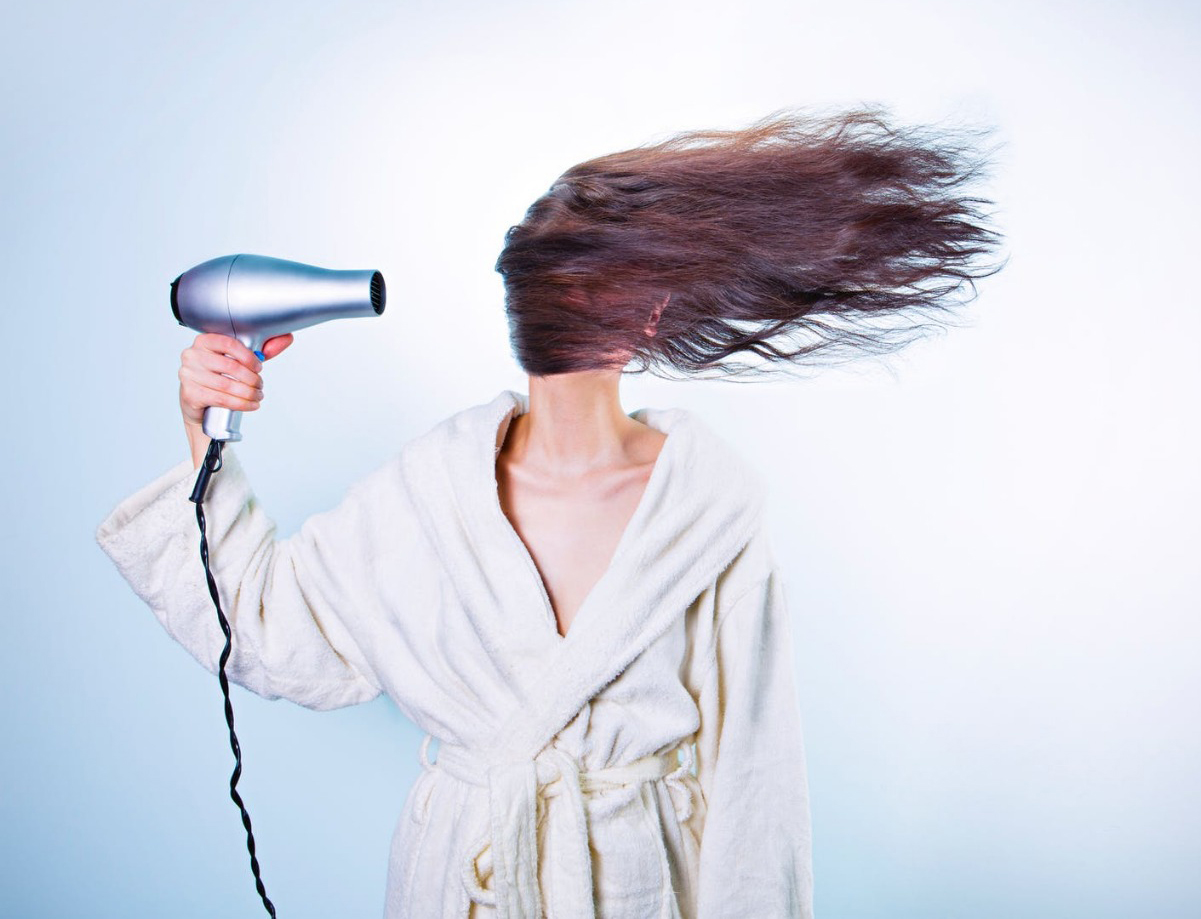 CAPELLI DOPO L'ESTATE